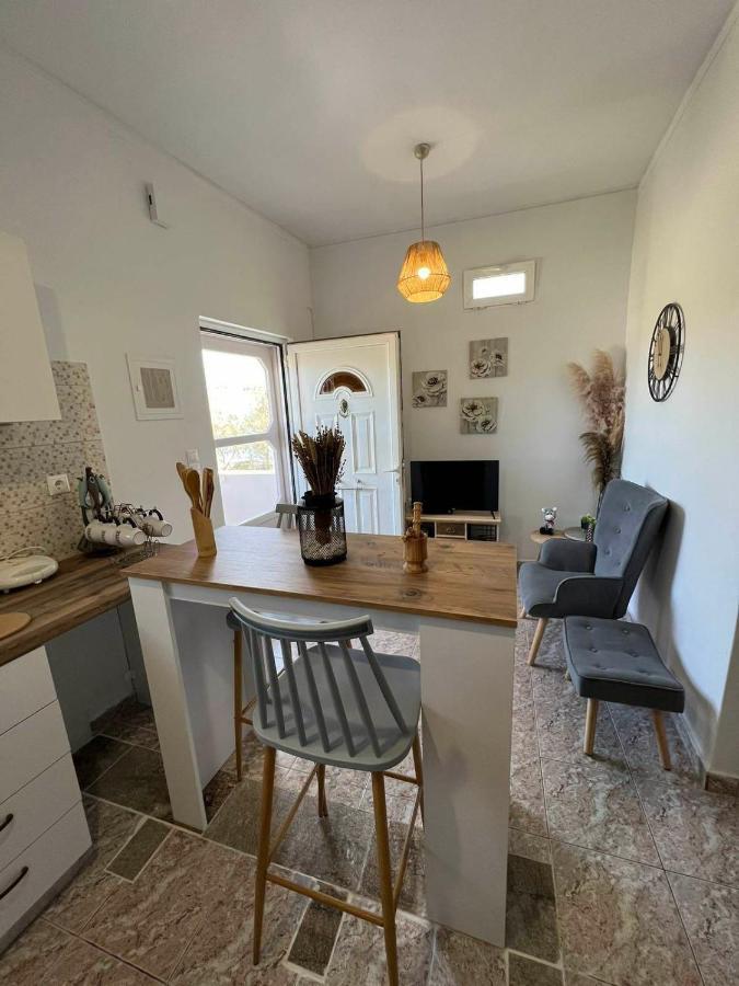 Beach Apartment Edem First Floor Perivolos  Exterior photo